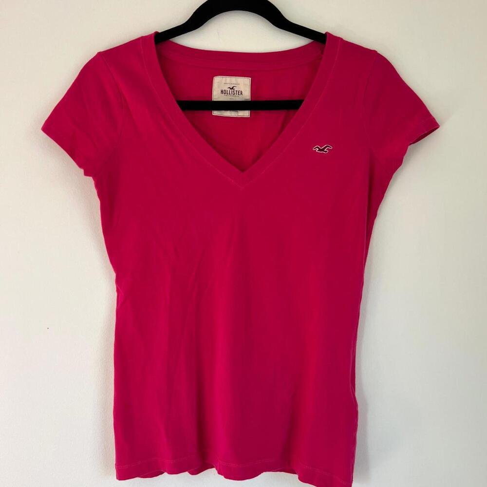 Vintage Hollister Hot Pink V-Neck T-shirt - Women's Size Small